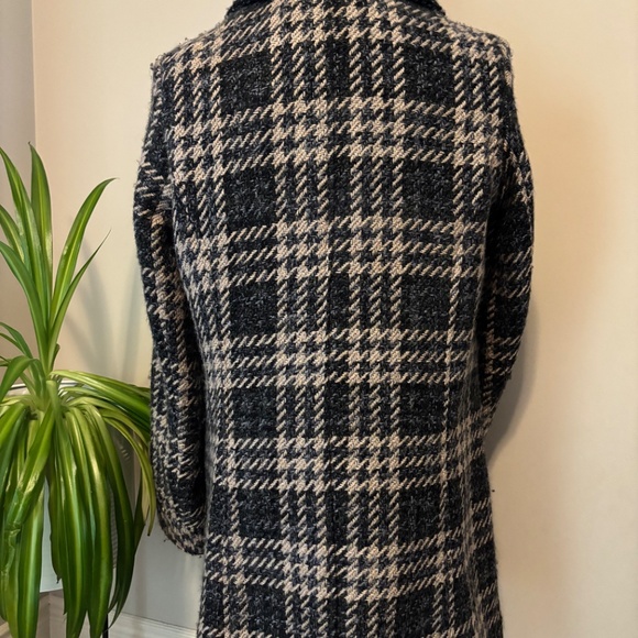 Houndstooth ladies winter coat - Picture 3 of 4